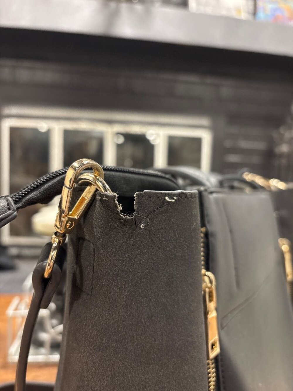 Melie Bianco Black Faux Leather Tote Bag With Gold Zippers & Shoulder Strap READ - Picture 7 of 9
